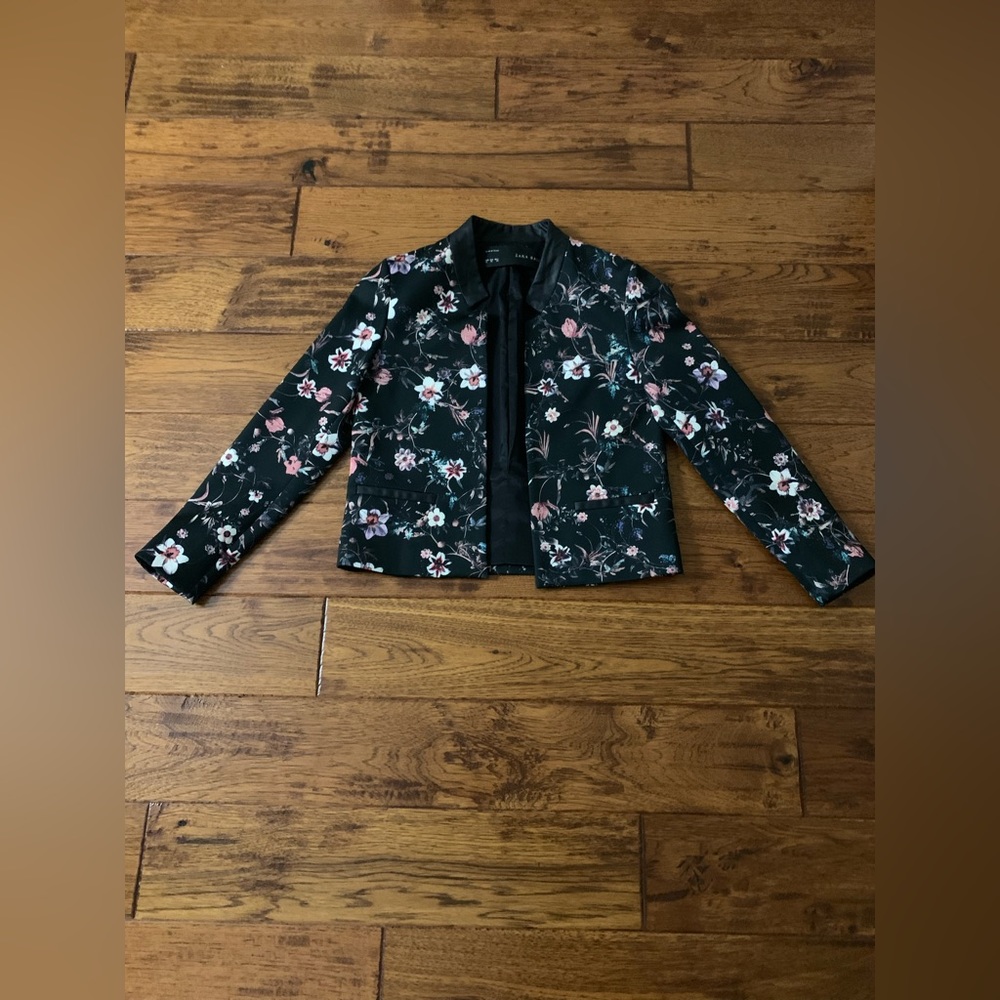 Zara flower jacket size xs